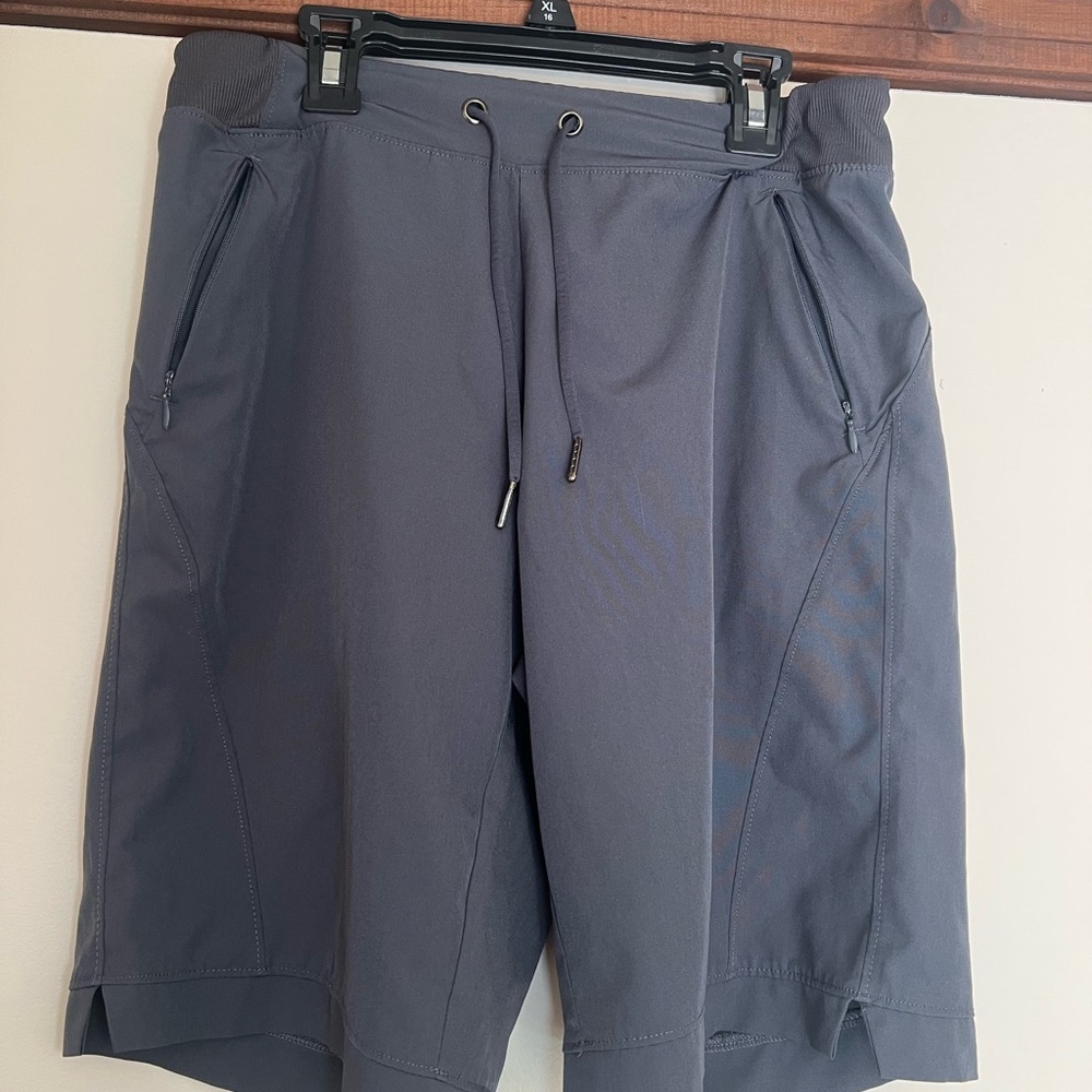 BCG Men's Charcoal Athletic Shorts